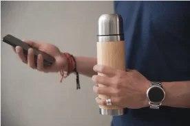 termo de metal y madera productos de bebidas promocionales crea tu idea